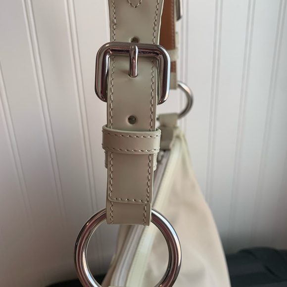 Prada Hobo bag😘 - Picture 6 of 14